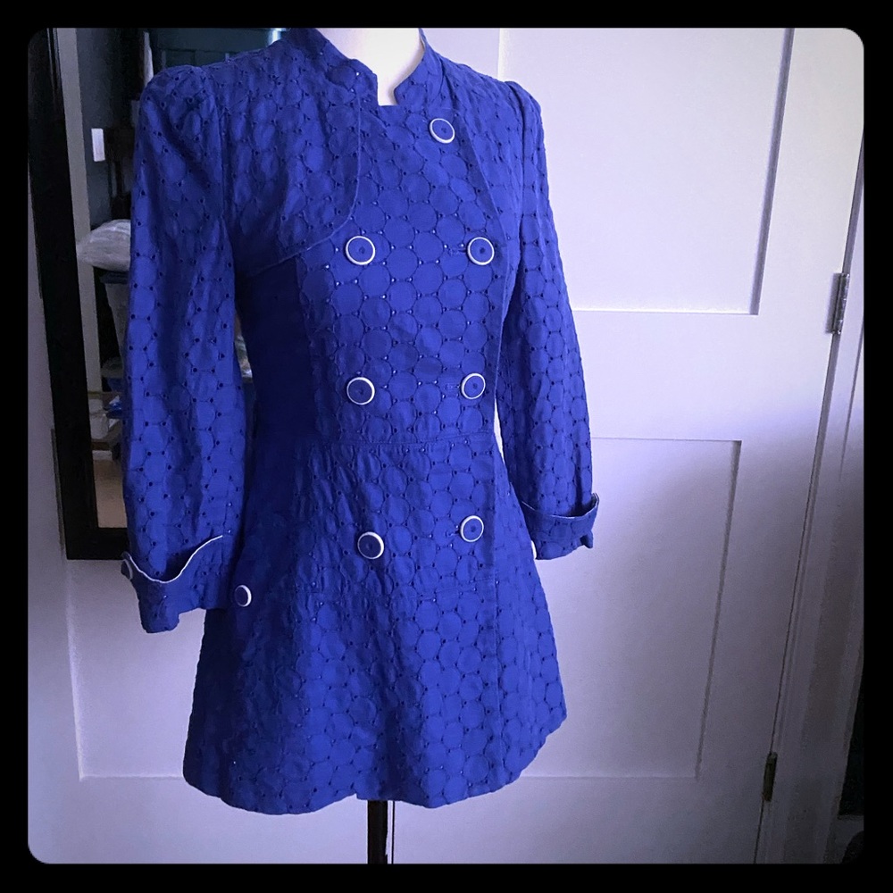 OLIVE DES OLIVE Blue Eyelet Coat Beautiful Buttons